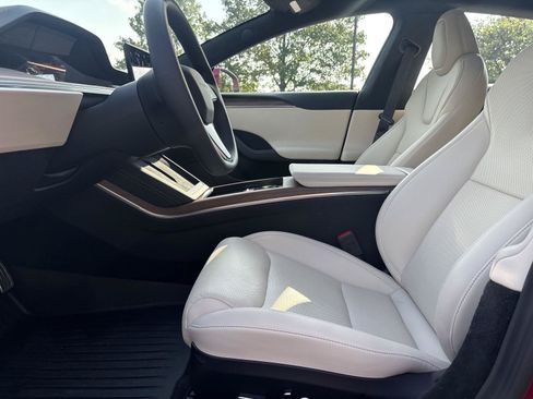 Used 2026 Tesla Model S AWD/4WD image 22