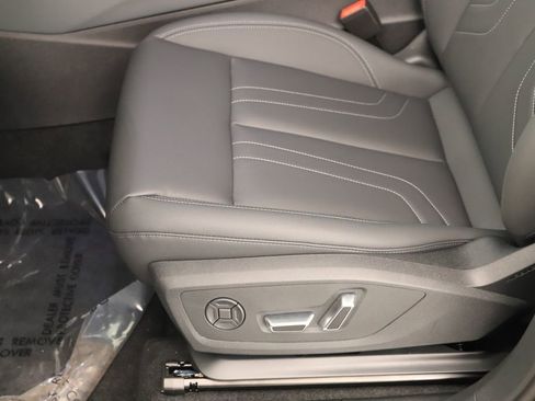 New 2026 Audi Q3 quattro 2.0T AWD/4WD image 24