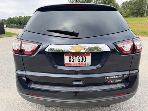 Used 2016 Chevrolet Traverse LS FWD image 5