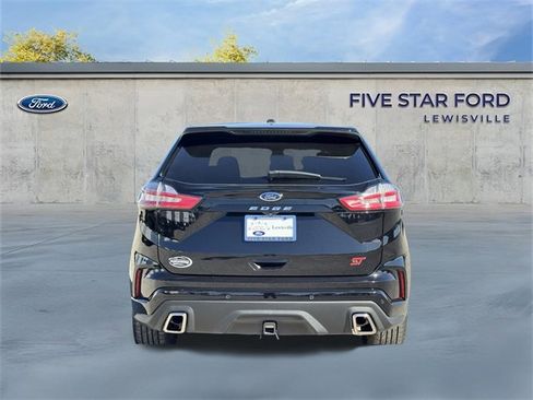 Used 2022 Ford Edge ST image 6