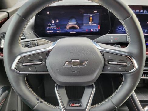 Used 2024 Chevrolet Traverse Z71 w/ LPO, Floor Liner Package AWD/4WD image 12