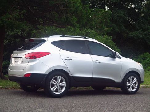 Used 2013 Hyundai Tucson GLS AWD/4WD image 4