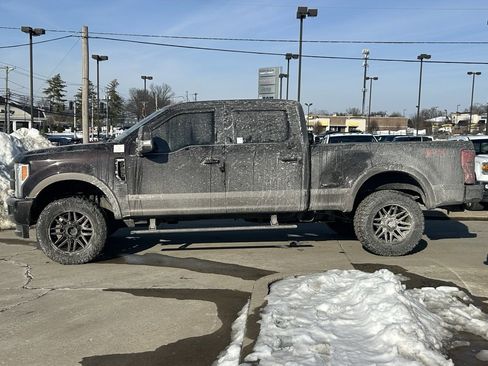 Used 2018 Ford F250 King Ranch w/ King Ranch Ultimate Package image 9