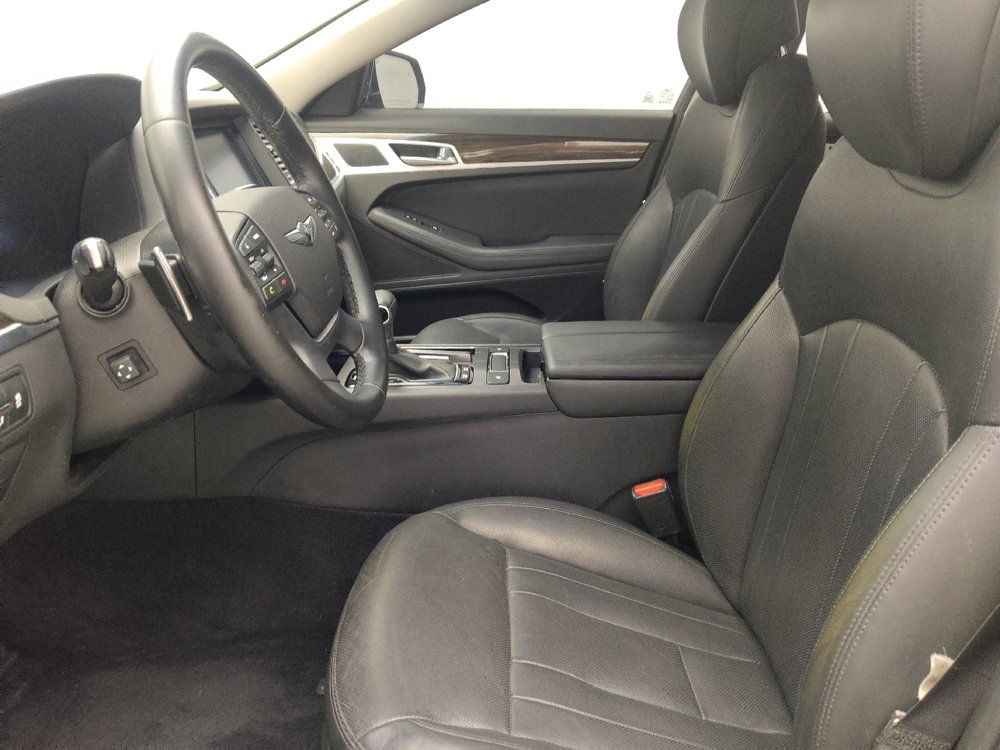 Used 2018 Genesis G80 3.8 RWD image 17