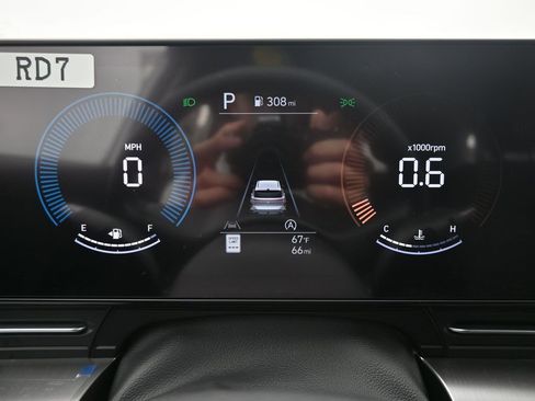 New 2026 Hyundai Kona SE image 9