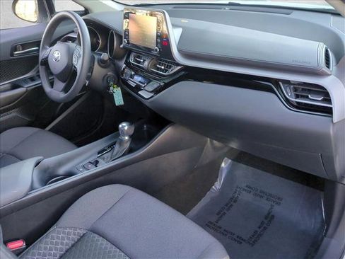 Used 2021 Toyota C-HR LE image 20