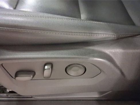 Used 2025 GMC Sierra 1500 SLT image 24