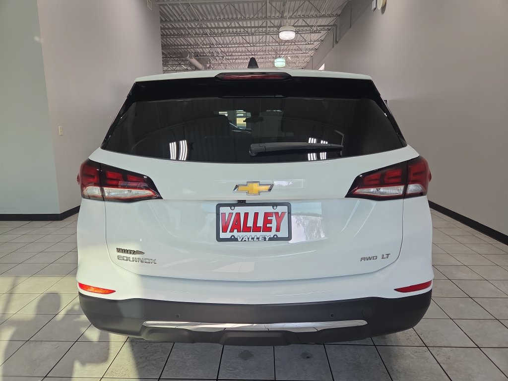 Used 2024 Chevrolet Equinox LT AWD/4WD image 7