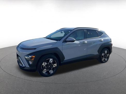 Used 2025 Hyundai Kona SEL image 8