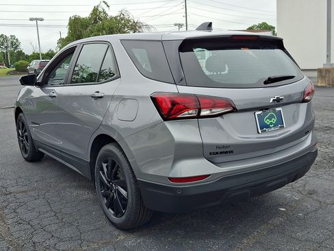 Certified 2024 Chevrolet Equinox LS w/ Sport Edition AWD/4WD image 4