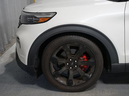 Used 2021 Ford Explorer ST w/ Equipment Group 401A AWD/4WD image 5