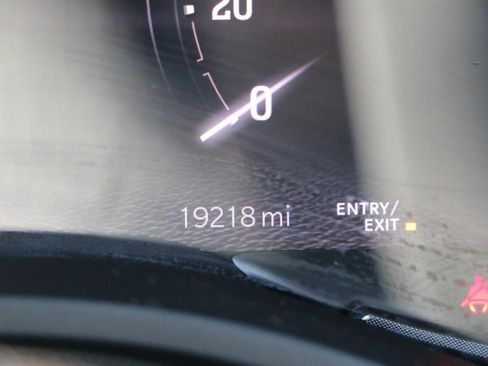 Used 2025 RAM 1500 Limited AWD/4WD image 39