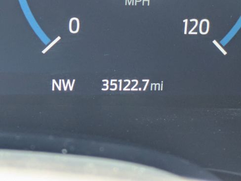 Used 2023 Ford F150 Lariat w/ Max Trailer Tow Package image 19