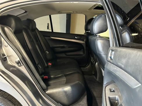 Used 2013 INFINITI G37 Journey w/ Premium Pkg RWD image 16