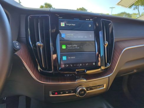 Used 2024 Volvo XC60 T8 Ultimate w/ Protection Package Premier image 14