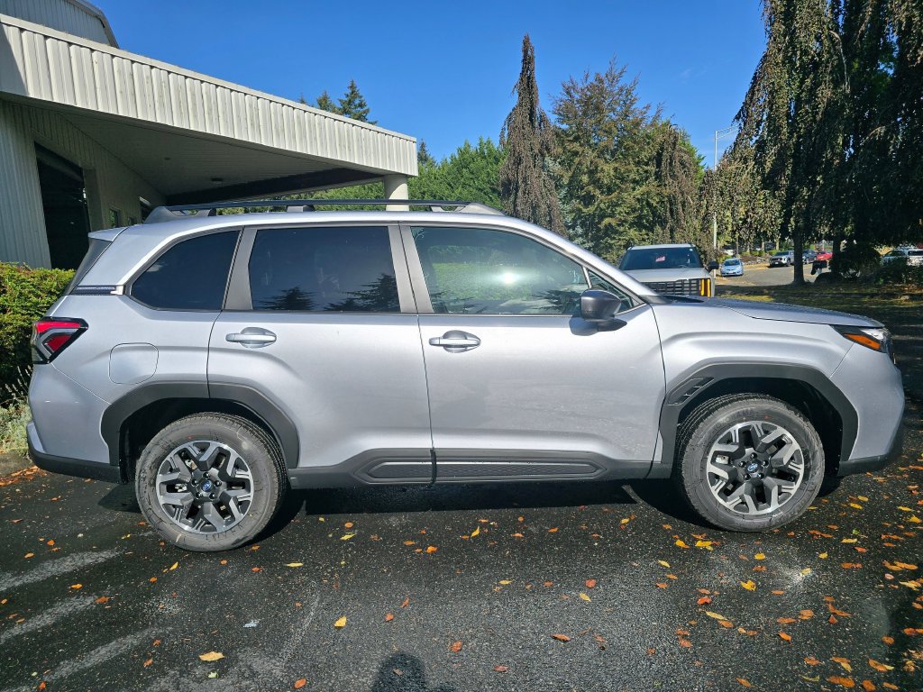 New 2026 Subaru Forester Premium AWD/4WD image 3