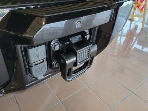 New 2024 GMC Hummer EV 3X w/ Omega Edition image 33