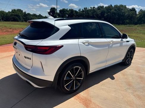Used 2023 INFINITI QX50 Sport AWD/4WD image 5