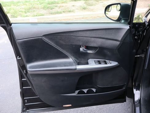 Used 2015 Toyota Venza LE image 23