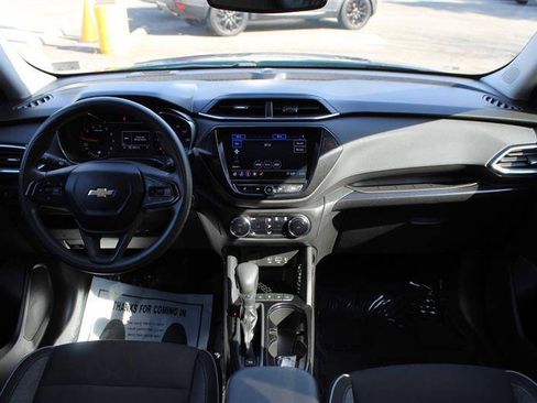 Used 2021 Chevrolet TrailBlazer LT w/ Convenience Package AWD/4WD image 14