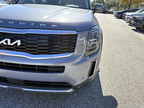 Used 2022 Kia Telluride EX w/ EX Premium Package image 8
