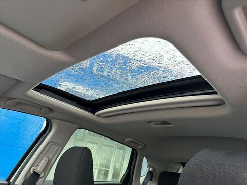 Used 2017 Honda Fit EX image 12