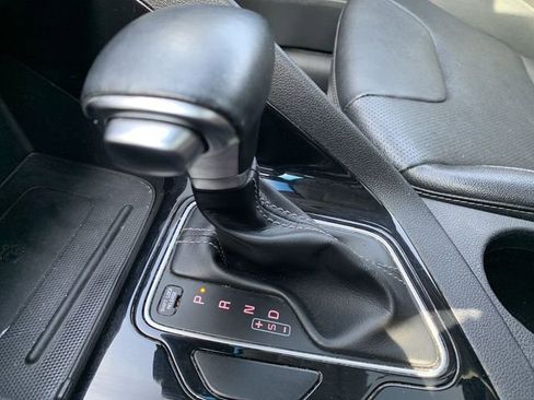 Used 2022 Kia Niro Touring Special Edition image 25