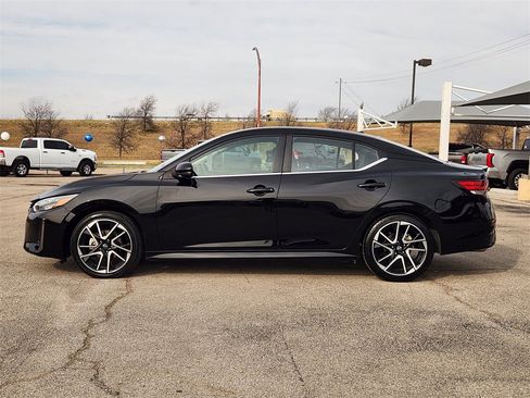 Used 2024 Nissan Sentra SR image 4