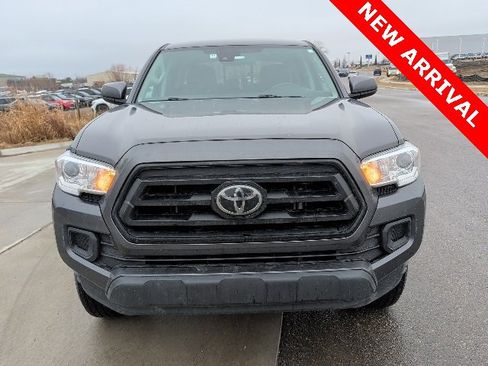 Used 2023 Toyota Tacoma SR image 8