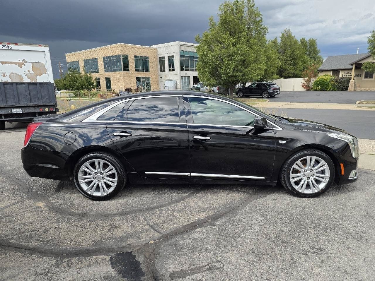 Used 2018 Cadillac XTS Luxury AWD/4WD image 5