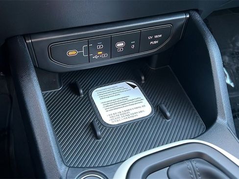 New 2025 Kia K4 GT-Line image 16