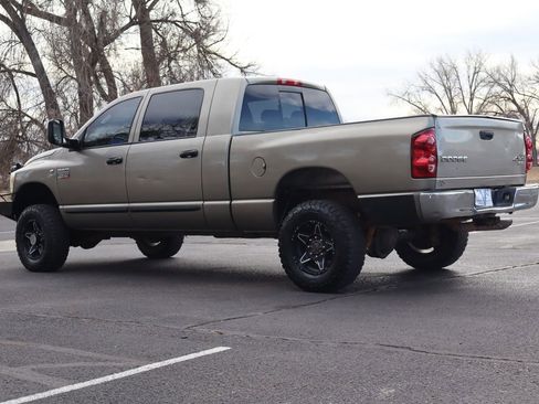 Used 2009 Dodge Ram 2500 Truck SLT image 7