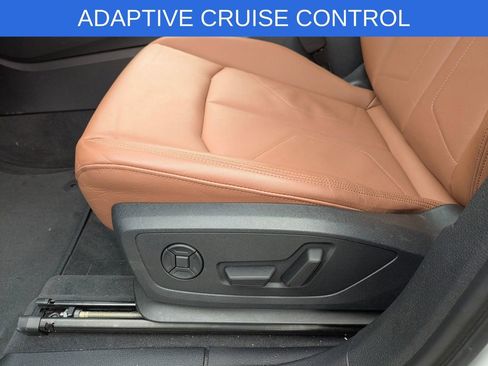 Used 2025 Audi Q3 2.0T Premium w/ Convenience Package image 16