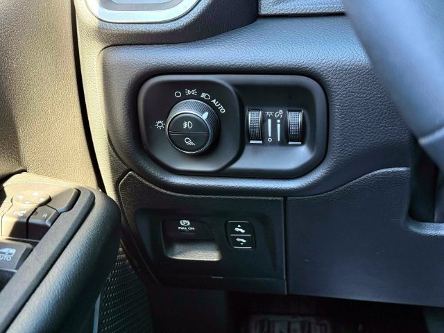 Used 2026 RAM 1500 Big Horn AWD/4WD image 23