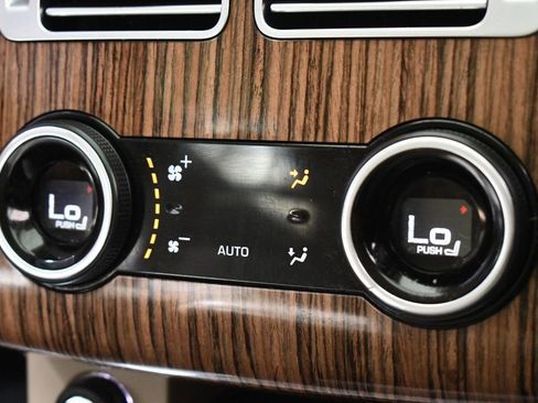 Used 2018 Land Rover Range Rover HSE image 54