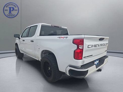 Used 2023 Chevrolet Silverado 1500 Custom w/ LPO, Dark Essentials Package AWD/4WD image 5