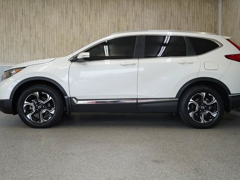 Used 2018 Honda CR-V Touring image 5
