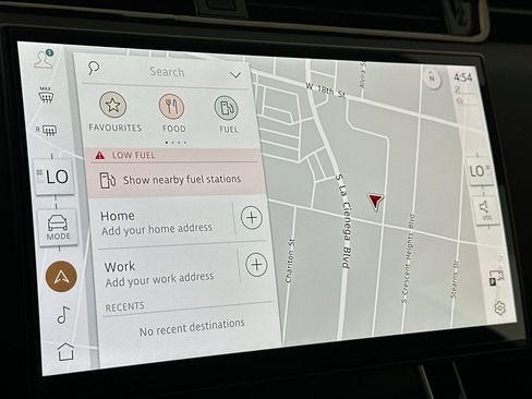 Used 2024 Land Rover Range Rover Evoque Dynamic SE image 18