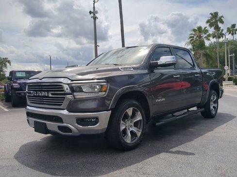 Used 2019 RAM 1500 Laramie AWD/4WD image 9