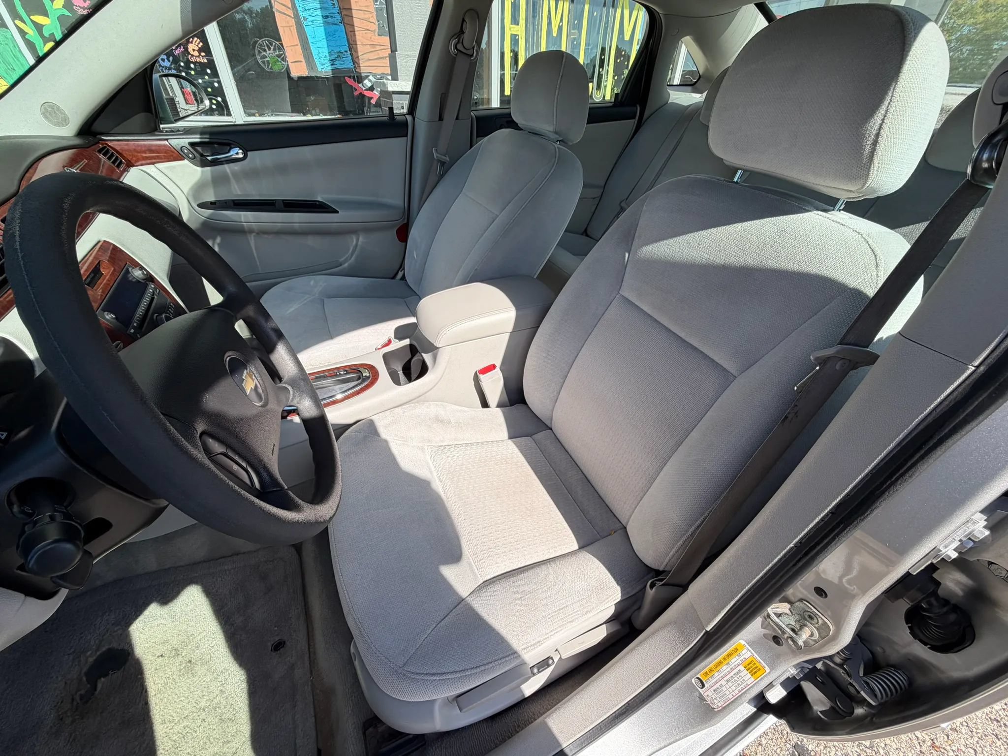 Used 2008 Chevrolet Impala LS FWD image 11