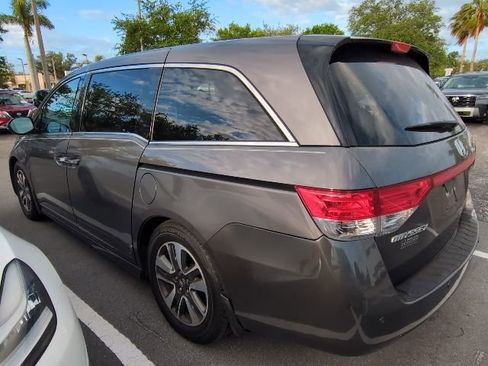 Used 2014 Honda Odyssey Touring image 8