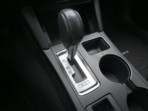 Used 2019 Subaru Outback 2.5i Premium image 27