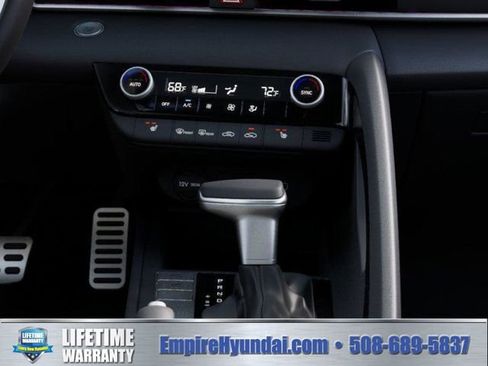 New 2026 Hyundai Elantra Sport FWD image 16
