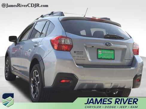 Used 2016 Subaru Crosstrek 2.0i Premium w/ Moonroof Package image 3