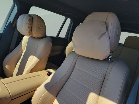 New 2026 Mercedes-Benz GLS 450 4MATIC image 25