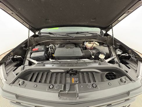 Used 2024 Chevrolet Silverado 1500 LT Trail Boss w/ Convenience Package II AWD/4WD image 33