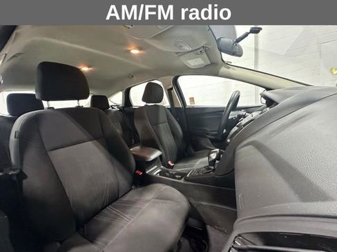 Used 2016 Ford Focus SE FWD image 17