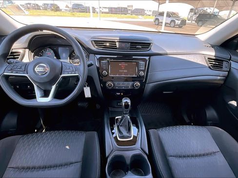 Used 2020 Nissan Rogue S FWD image 13