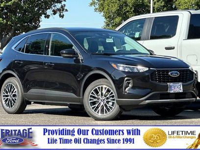 New 2025 Ford Escape SE w/ Class II Trailer Tow Package