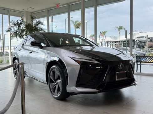New 2026 Lexus RZ 450e AWD w/ Luxury Package image 2